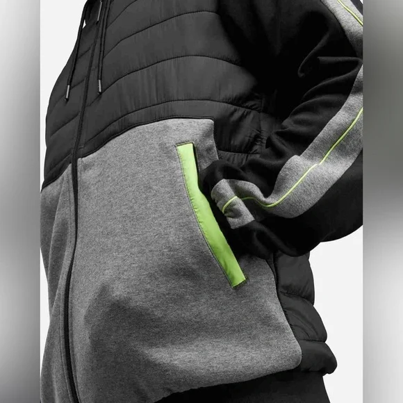 Sergio Tacchini Black and Gray Performance Set with Green Accents - Picture 6 of 12